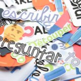 Decorar clase de idiomas / Verbos
